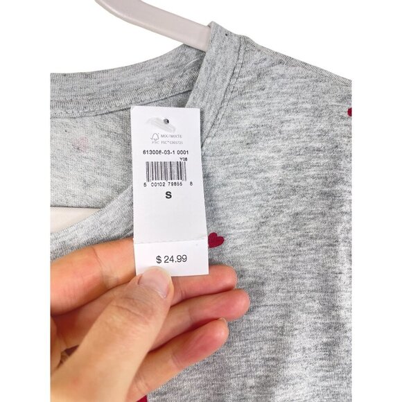 Gap Heart Short Sleeve Tshirt Bundle (2) NWT - Picture 5 of 11